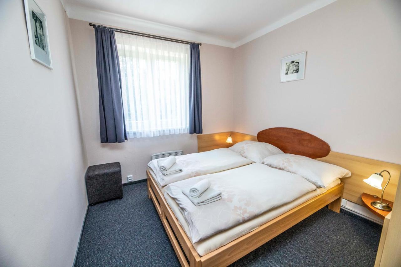 Jičín Parkhotel Skalni Mesto מראה חיצוני תמונה